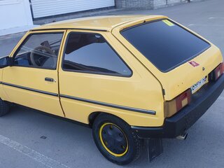 1990 ЗАЗ 1102 «Таврия» 1102, жёлтый, 130000 рублей, вид 3