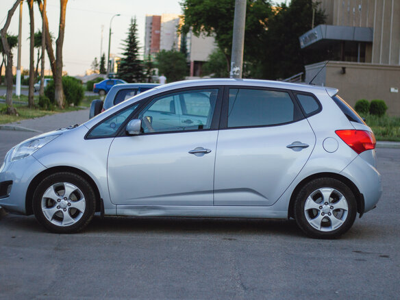 2011 Kia Venga I, серебристый - вид 9
