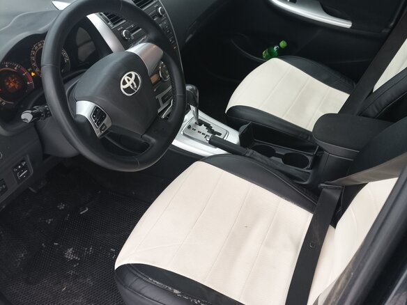 2011 Toyota Corolla X (E140, E150) Рестайлинг, чёрный, 870000 рублей - вид 3