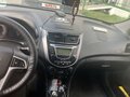 2013 Hyundai Solaris I, серебристый, 600000 рублей - вид 5