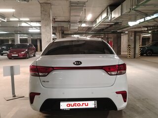 2018 Kia Rio IV, белый, 1300000 рублей, вид 5
