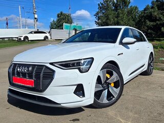 2021 Audi e-tron 55 I, белый, 6000000 рублей, вид 2