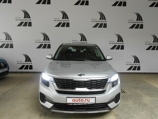 2021 Kia Seltos I, серебристый, 2350000 рублей, вид 4