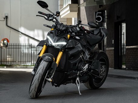 2020 Ducati Streetfighter V4, чёрный, 2450000 рублей, вид 1
