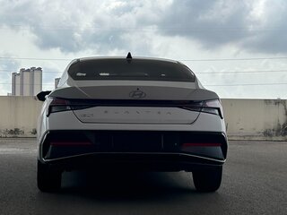2023 Hyundai Elantra N Line VII (CN7) Рестайлинг, белый, 2050000 рублей, вид 4