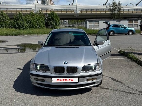 2000 BMW 3 серии 325i IV (E46), серебристый, 600000 рублей - вид 9