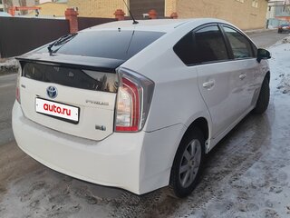 2013 Toyota Prius III Рестайлинг (XW30), белый, 1350000 рублей, вид 3