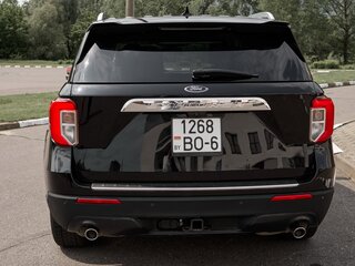 2020 Ford Explorer VI, чёрный, 2750000 рублей, вид 3