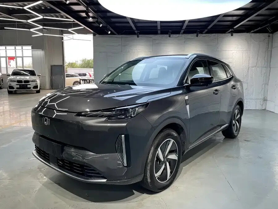 Открыть фотографии: Changan Qiyuan Q05 I