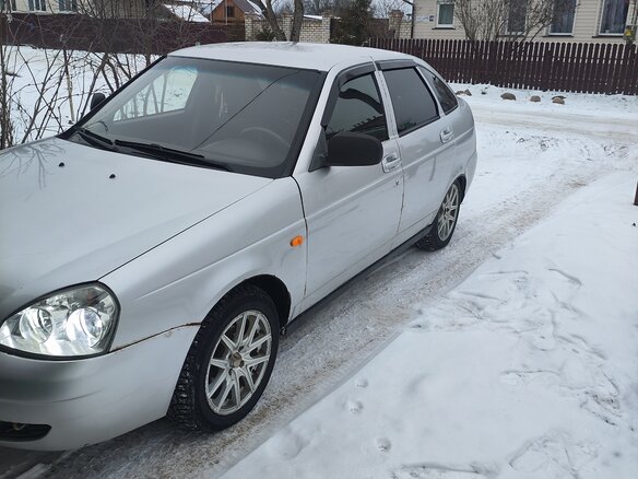 2009 Lada (ВАЗ) Priora I, серебристый, 275000 рублей