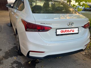 2018 Hyundai Solaris II, белый, 900000 рублей, вид 5