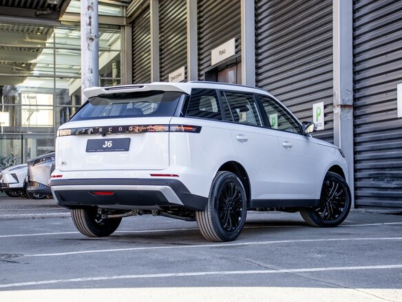 2026 Jaecoo J6, белый - вид 4