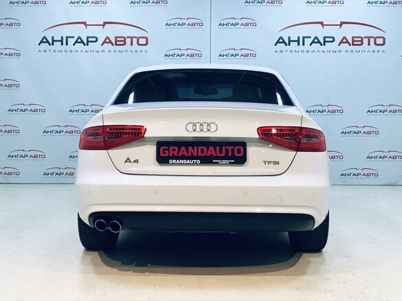 2014 Audi A4 IV (B8) Рестайлинг, белый - вид 3