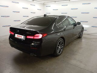 2021 BMW 5 серии 520d xDrive VII (G30/G31/G38) Рестайлинг, чёрный, 3728750 рублей, вид 3