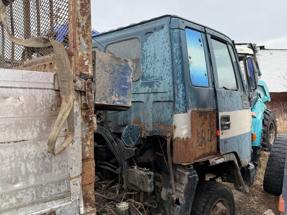 1992 Isuzu Forward (F-Series), синий, 400000 рублей - вид 7