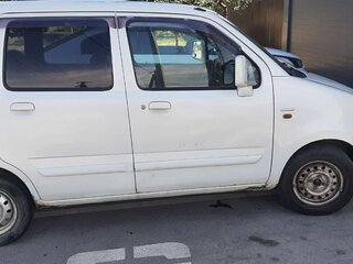 2000 Suzuki Wagon R+ Solio II, белый, 230000 рублей, вид 3