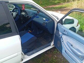 1994 Ford Escort (North America) II, белый, 150000 рублей, вид 5