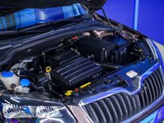 2015 Skoda Yeti I Рестайлинг, коричневый, 1320000 рублей, вид 5