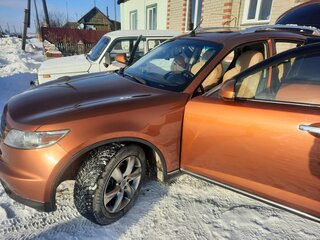 2005 Infiniti FX35 I (S50), оранжевый, 1300000 рублей, вид 4