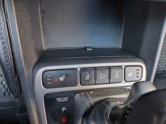 2017 Hyundai Creta I, чёрный, 1799999 рублей - вид 17