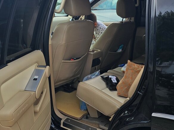 2005 Ford Explorer IV, чёрный, 1500000 рублей - вид 19
