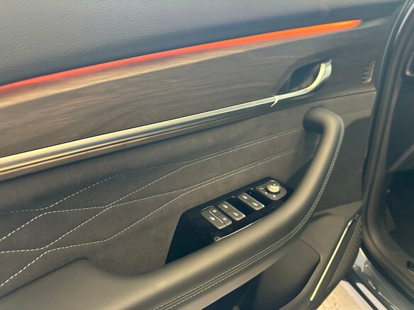 2026 Geely Monjaro I, серый - вид 6