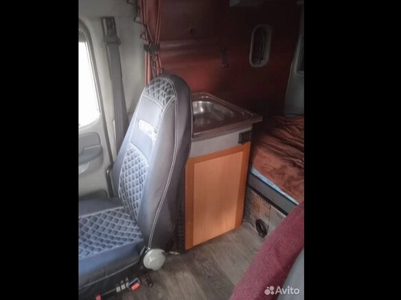 2003 Freightliner Columbia, синий, 2400000 рублей - вид 7
