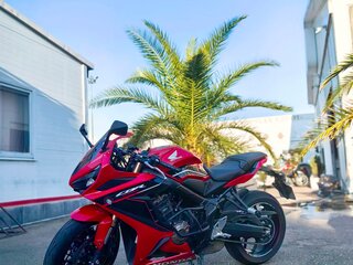 2022 Honda CBR 650R, красный, 1400000 рублей, вид 4