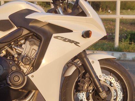 2015 Honda CBR 650F, белый, 599000 рублей, вид 1