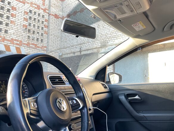 2018 Volkswagen Polo V Рестайлинг, белый, 1300000 рублей - вид 9
