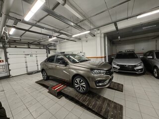 2024 Lada (ВАЗ) Vesta I Рестайлинг (NG), коричневый, 1470000 рублей, вид 2