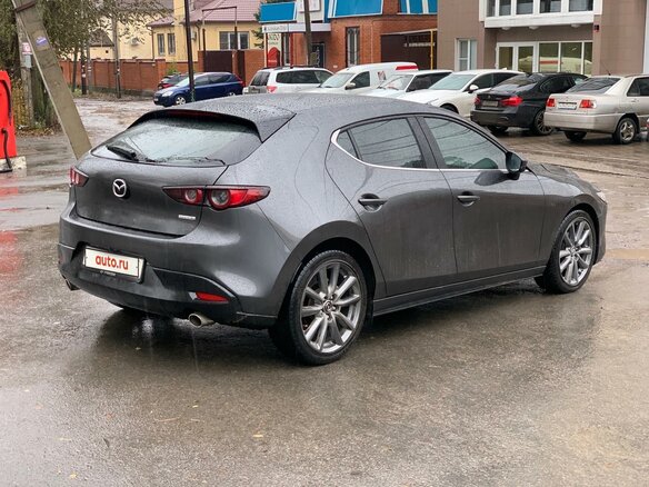 2020 Mazda 3 IV (BP), серый, 1550000 рублей - вид 4