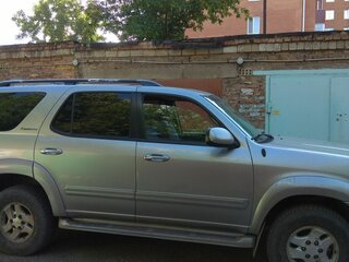 2001 Toyota Sequoia I, серый, 2900000 рублей, вид 3