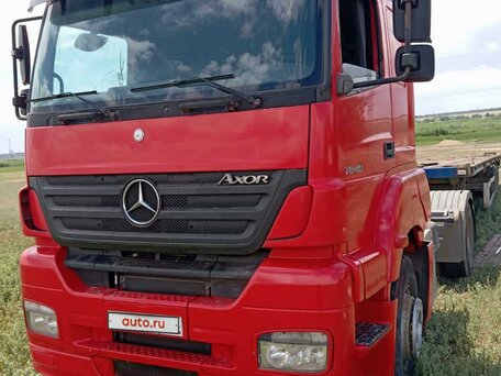 2008 Mercedes-Benz Axor, красный, 3900000 рублей, вид 1