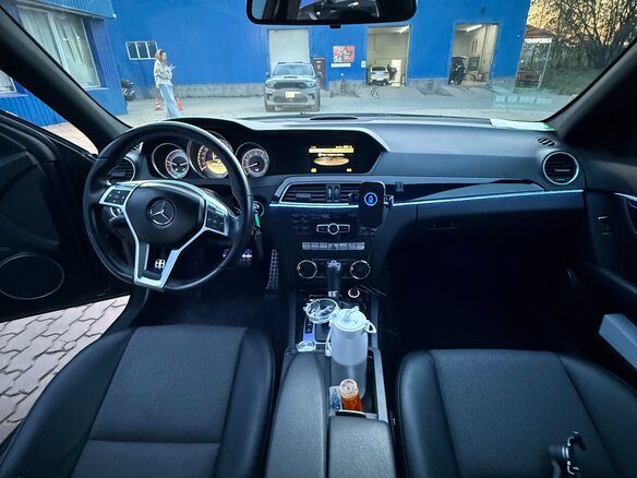 2011 Mercedes-Benz C-Класс 180 BlueEFFICIENCY III (W204) Рестайлинг, чёрный, 1340000 рублей - вид 13