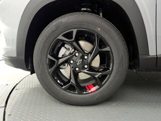 2024 Chevrolet Trax II, серебристый, 2450000 рублей, вид 5