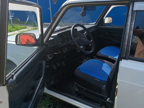 1997 Lada (ВАЗ) 2105, белый, 350000 рублей - вид 5