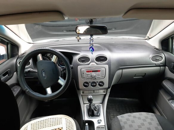 2008 Ford Focus II Рестайлинг, белый - вид 8