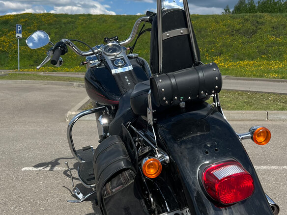 2007 Harley-Davidson Fat Boy, чёрный, 1100000 рублей - вид 2