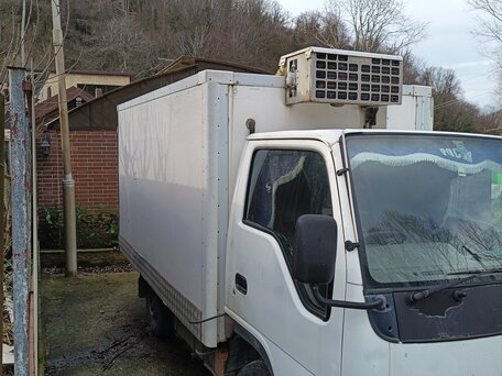 1996 Isuzu Elf (N-series), белый, 680000 рублей, вид 1