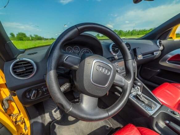 2008 Audi A3 II (8P) Рестайлинг 2, жёлтый, 1349999 рублей - вид 15