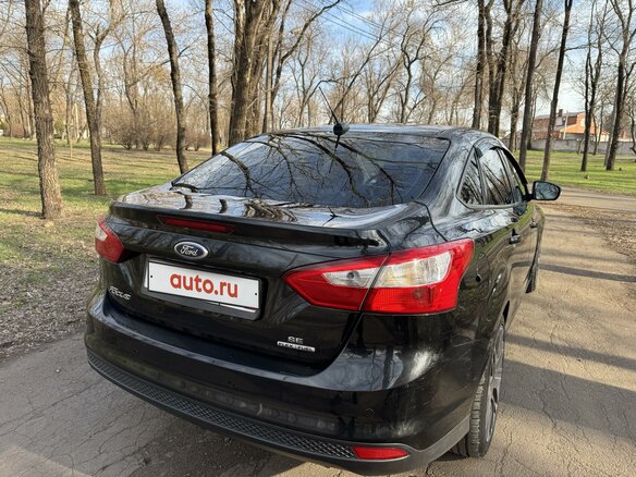 2014 Ford Focus III, чёрный, 950000 рублей - вид 4