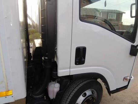 2019 Isuzu Elf (N-series), белый, 4700000 рублей, вид 4