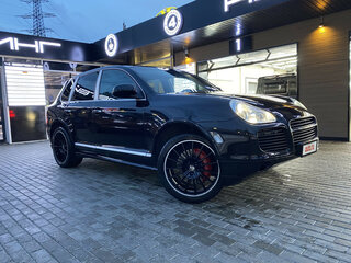 2004 Porsche Cayenne Turbo I (955), чёрный, 2500000 рублей, вид 4