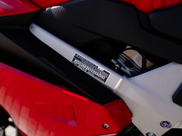 2014 Honda VFR 800, красный, 814312 рублей - вид 18