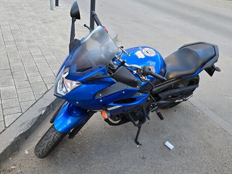 2011 Yamaha XJ6 (FZ6R), синий, 417000 рублей, вид 2