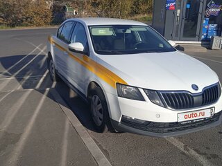 2020 Skoda Octavia III (A7) Рестайлинг, белый, 1200000 рублей, вид 3