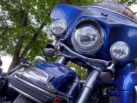 2009 Harley-Davidson Electra Glide, синий, 900000 рублей, вид 2