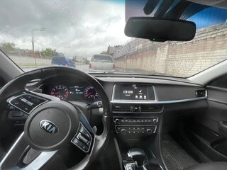 2019 Kia Optima IV Рестайлинг, белый, 1550000 рублей, вид 5