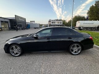 2019 Mercedes-Benz E-Класс 200 d V (W213, S213, C238), чёрный, 2700000 рублей, вид 3